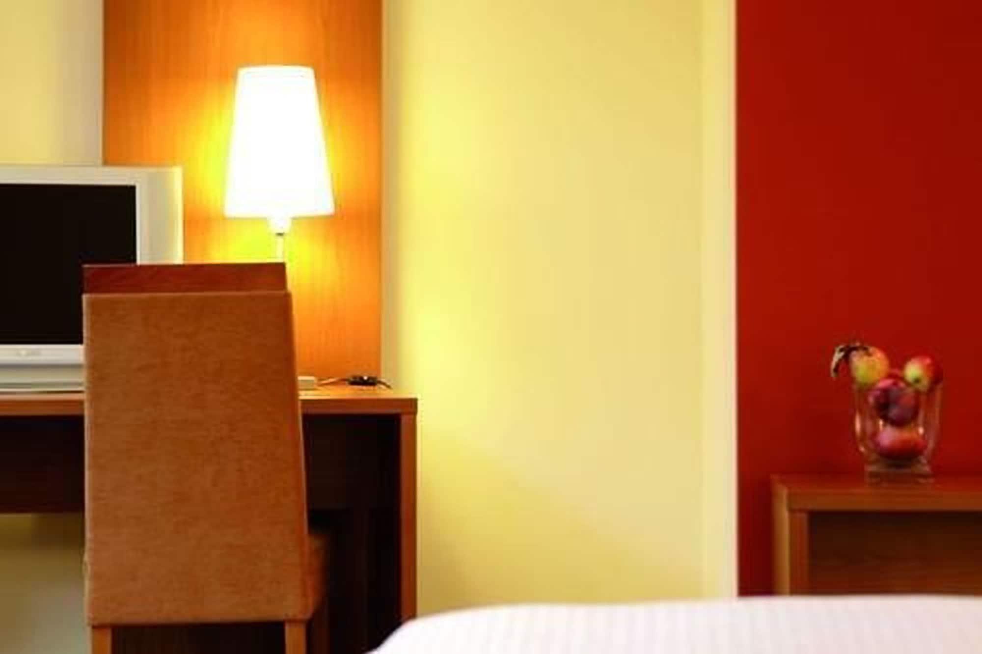 Hotel Vorbach Hamburg Szoba fotó